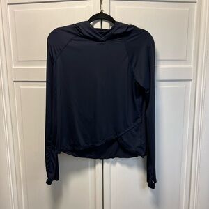Athleta Lightweight Pullover WithHood Size Women’s Medium Color Navy Blue